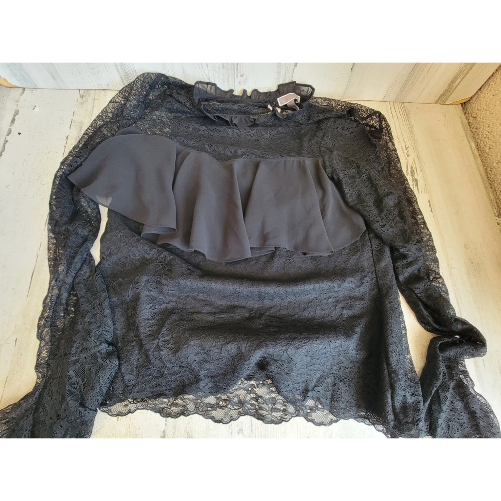 Chelsea 28 long sleeve Lacey medium women's shirt formal unique apparel black